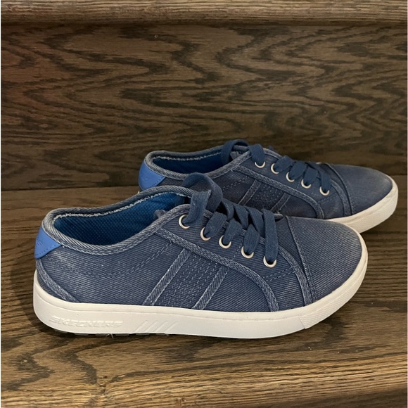 Boy’s Skechers Memory Foam Gel-Infusion Direct Pulse Jump Shift Canvas Sneakers - Picture 4 of 12